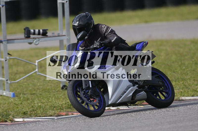 /Archiv-2024/17 01.05.2024 Speer Racing ADR/Schnuppertraining